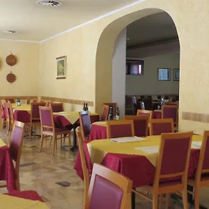 San Tomio Italia